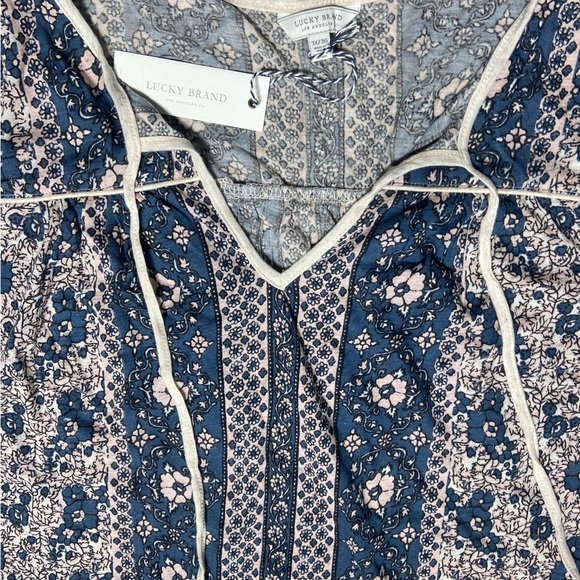 NWT Lucky Brand top - Picture 6 of 13